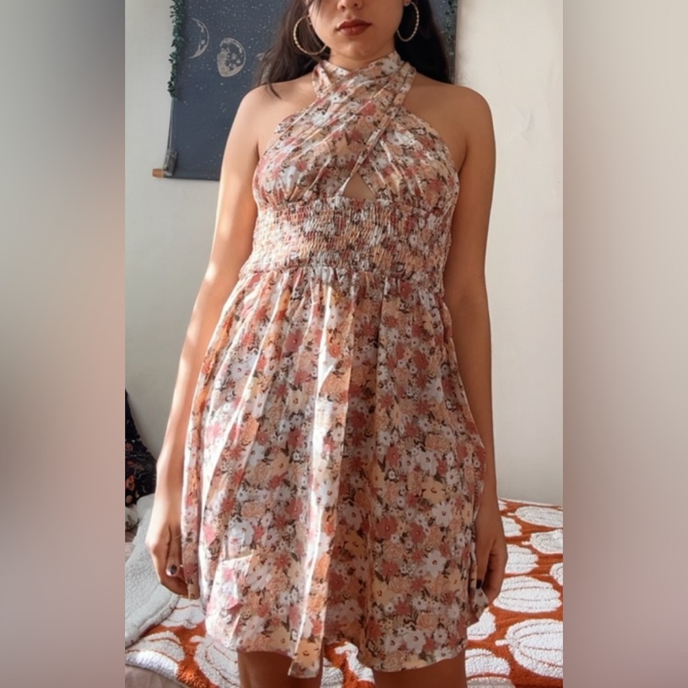 Spring floral dress🌸 Cider Size Medium